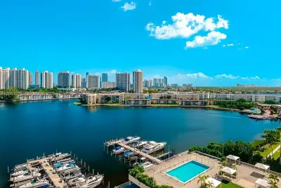 18081 Biscayne Blvd #1805, Aventura: photo 1 of 45