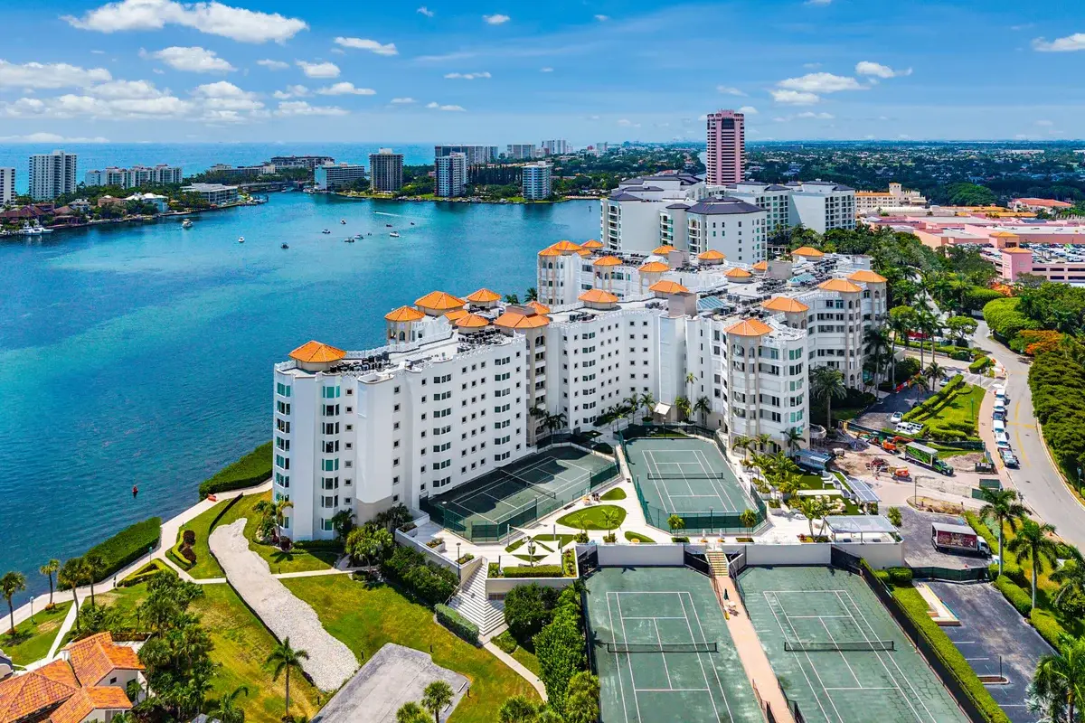 300 SE 5th Ave #1030, Boca Raton: photo 1 of 39