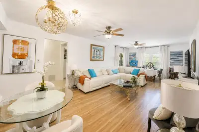 5570 Tamberlane Cir #331, Palm Beach Gardens: photo 1 of 28