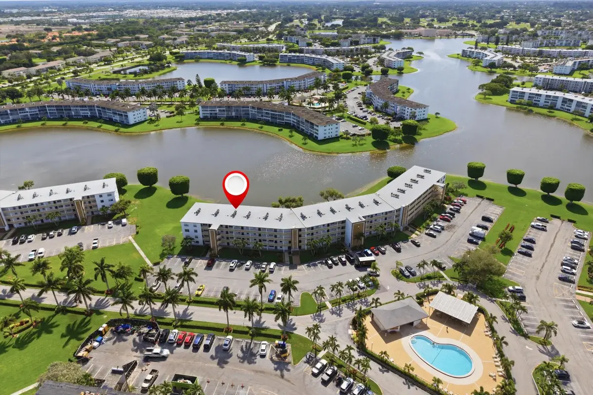 2069 Guildford #D, Boca Raton: photo 1 of 16