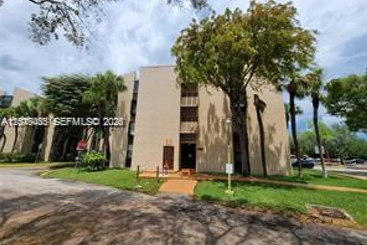 14501 N Kendall Dr #412H, Miami: photo 1 of 22