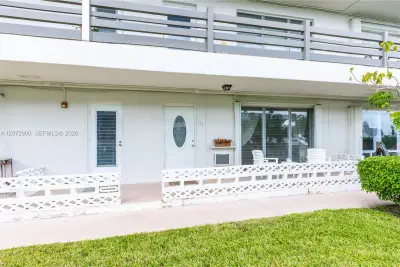 2700 NE 135 St #43, North Miami Beach: photo 1 of 53