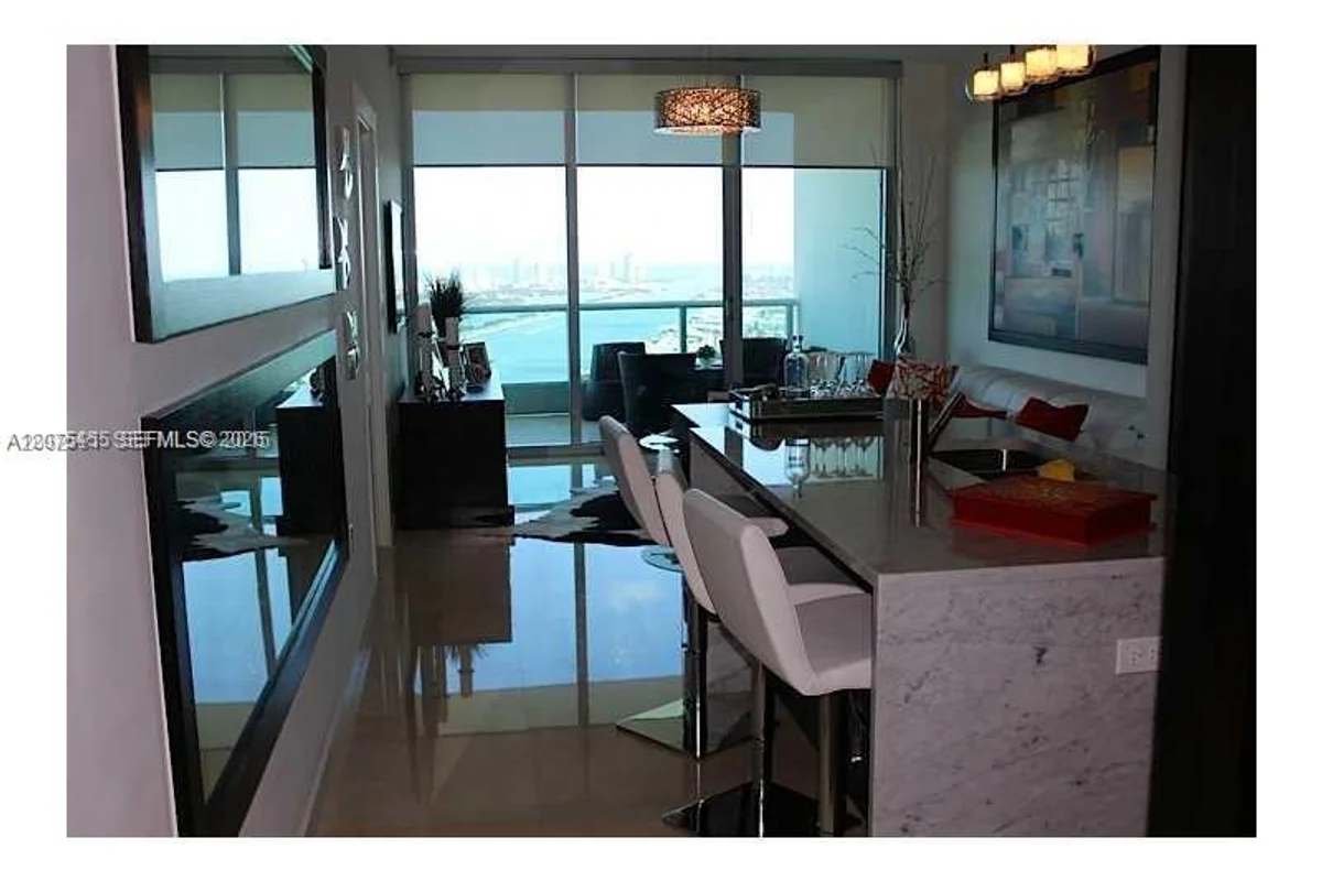 900 Biscayne Blvd #4207, Miami: photo 1 of 23