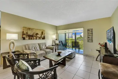 201 178th Dr #403, Sunny Isles Beach: photo 1 of 77