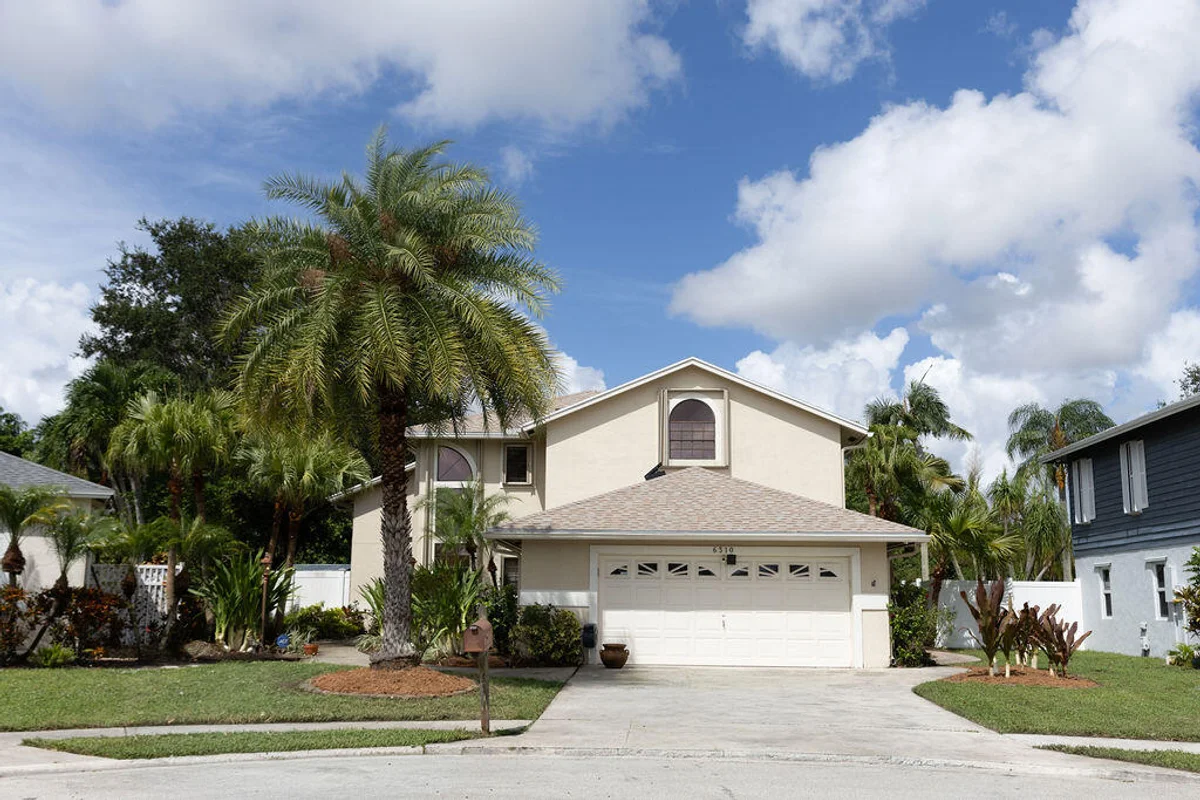 6310 Kampur Ct, Boynton Beach: photo 1 of 67