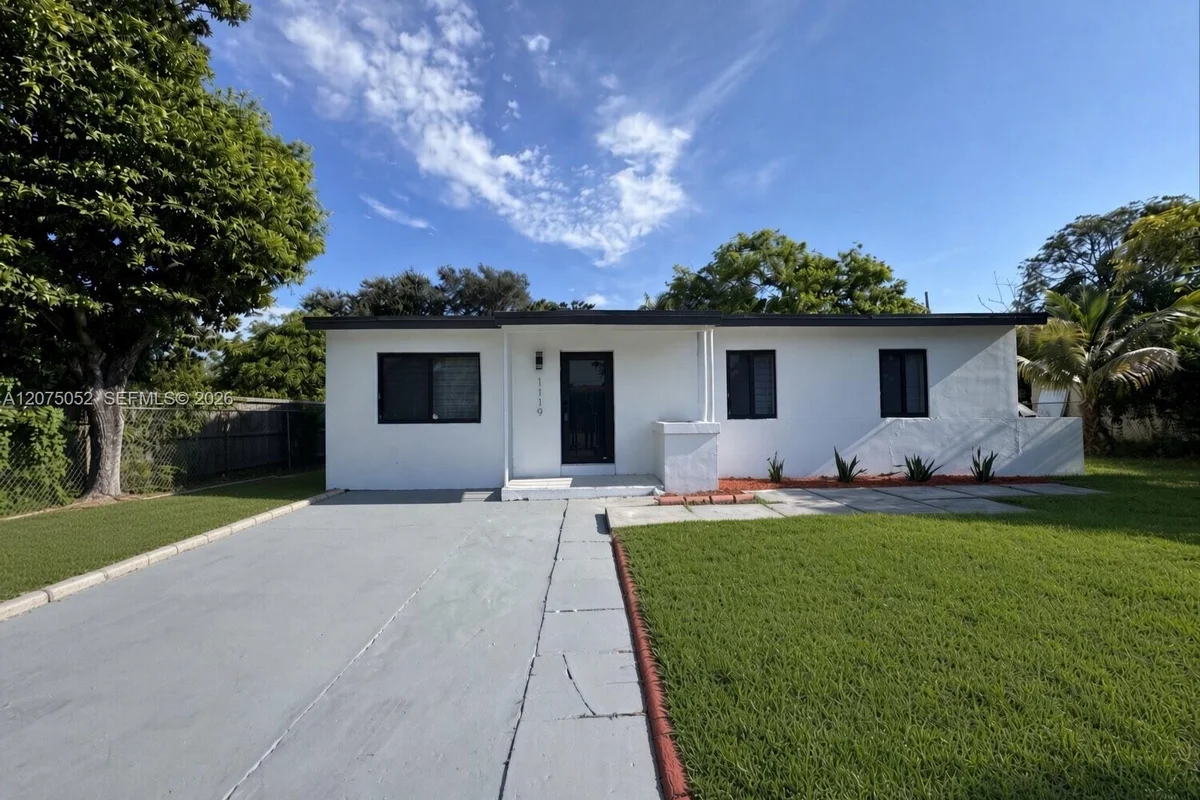 1119 NW 11th Ct, Fort Lauderdale: photo 1 of 25