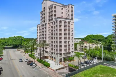 721 Biltmore Way #601, Coral Gables: photo 1 of 81
