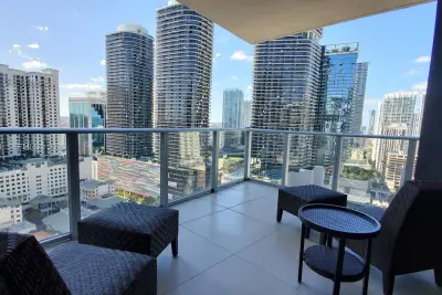 1010 Brickell Ave #2511, Miami: photo 1 of 26