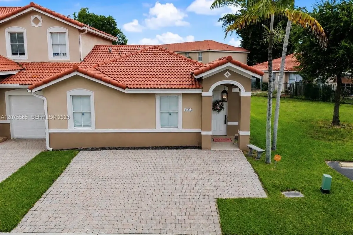 13837 SW 273rd Ter, Homestead: photo 1 of 36