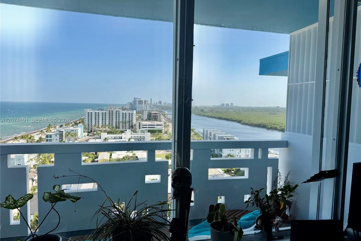 3111 N Ocean Dr #1611, Hollywood: photo 1 of 41