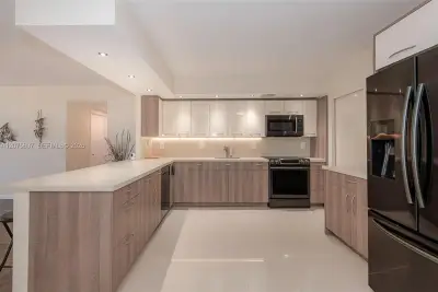 600 Three Islands Blvd #521, Hallandale Beach: photo 1 of 43