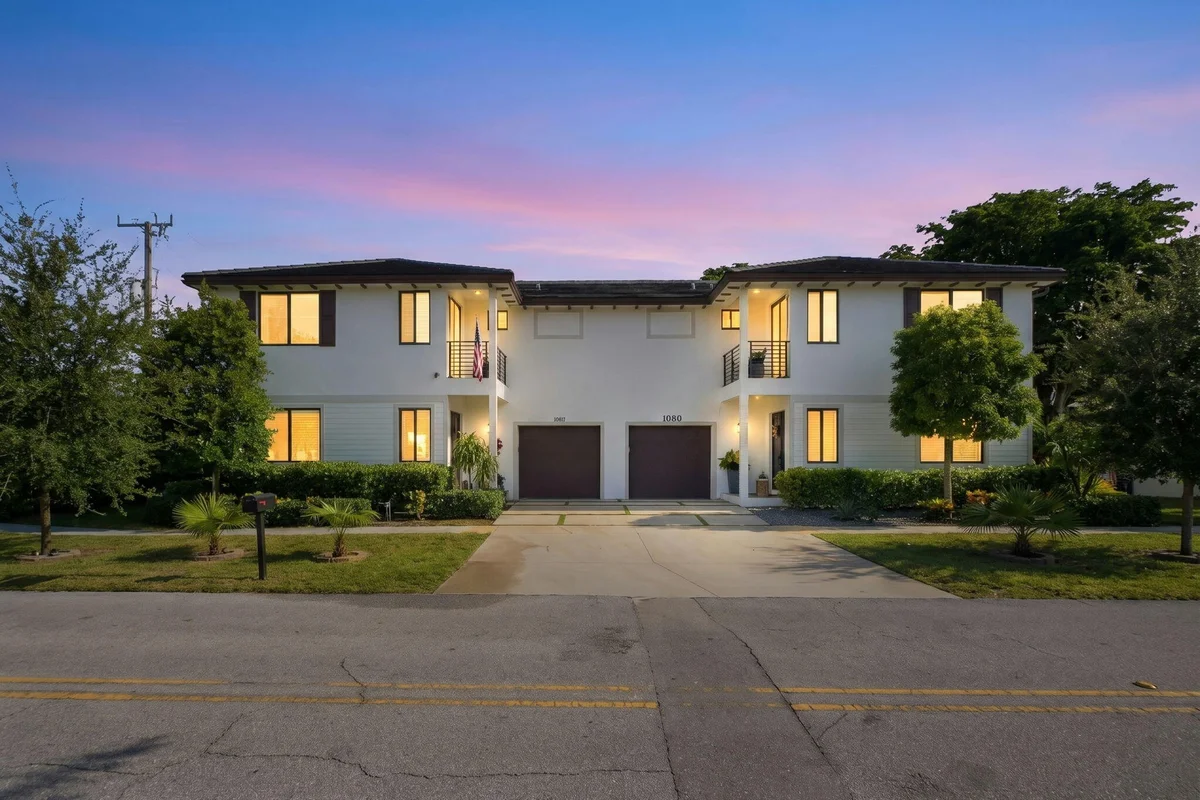 1090 SE 3rd St, Pompano Beach: photo 1 of 41
