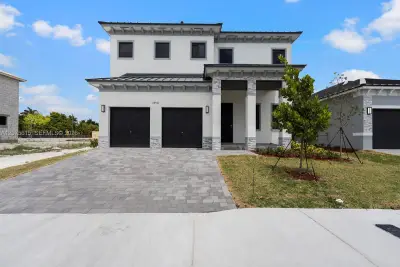 18911 SW 317th Ter, Homestead: photo 1 of 50