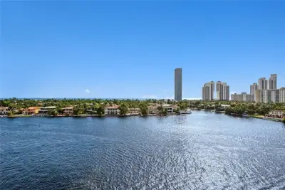 19707 Turnberry Way #9J, Aventura: photo 1 of 36