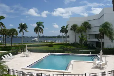 3701 S Flagler Dr #A204, West Palm Beach: photo 1 of 9