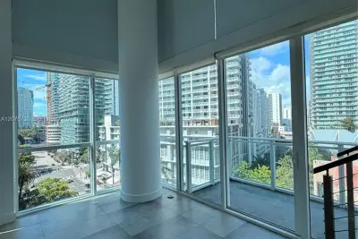 1080 Brickell Ave #913, Miami: photo 1 of 41