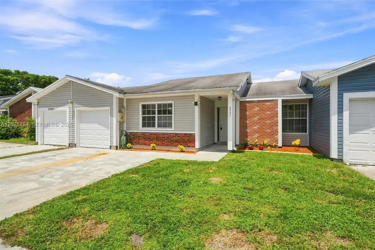 9771 W Fern Ln, Miramar: photo 1 of 33