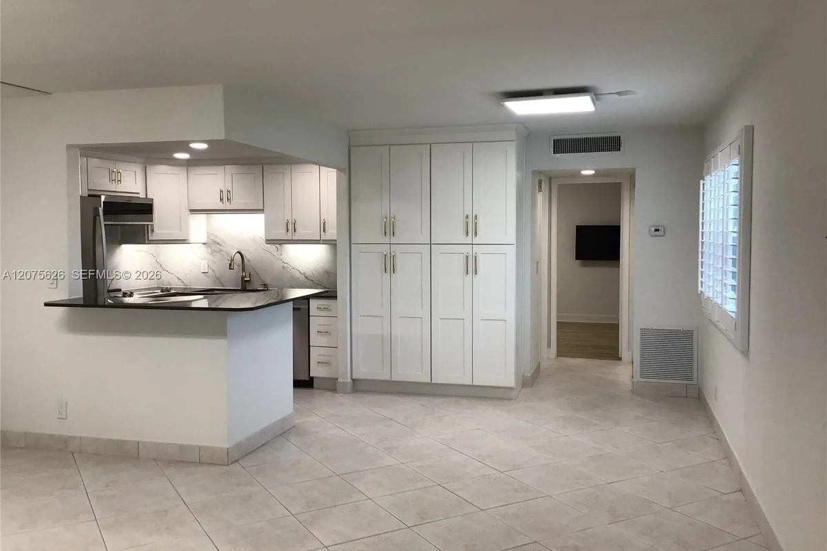 675 Monaco O, Delray Beach: photo 1 of 30