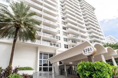 5701 Collins Ave #605, Miami Beach: photo 1 of 34