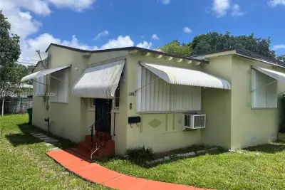 1851 NW 51st Ter, Miami: photo 1 of 19