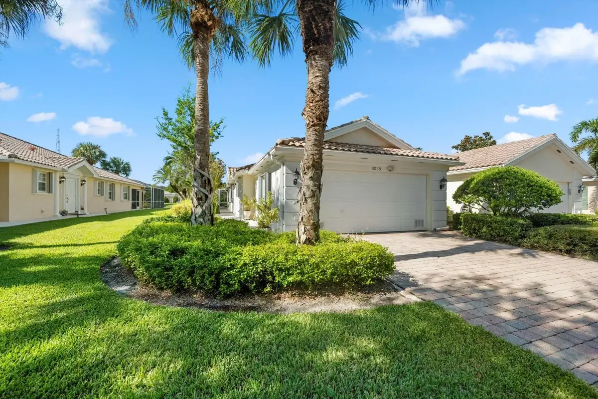 8038 Montserrat Pl, Wellington: photo 1 of 48