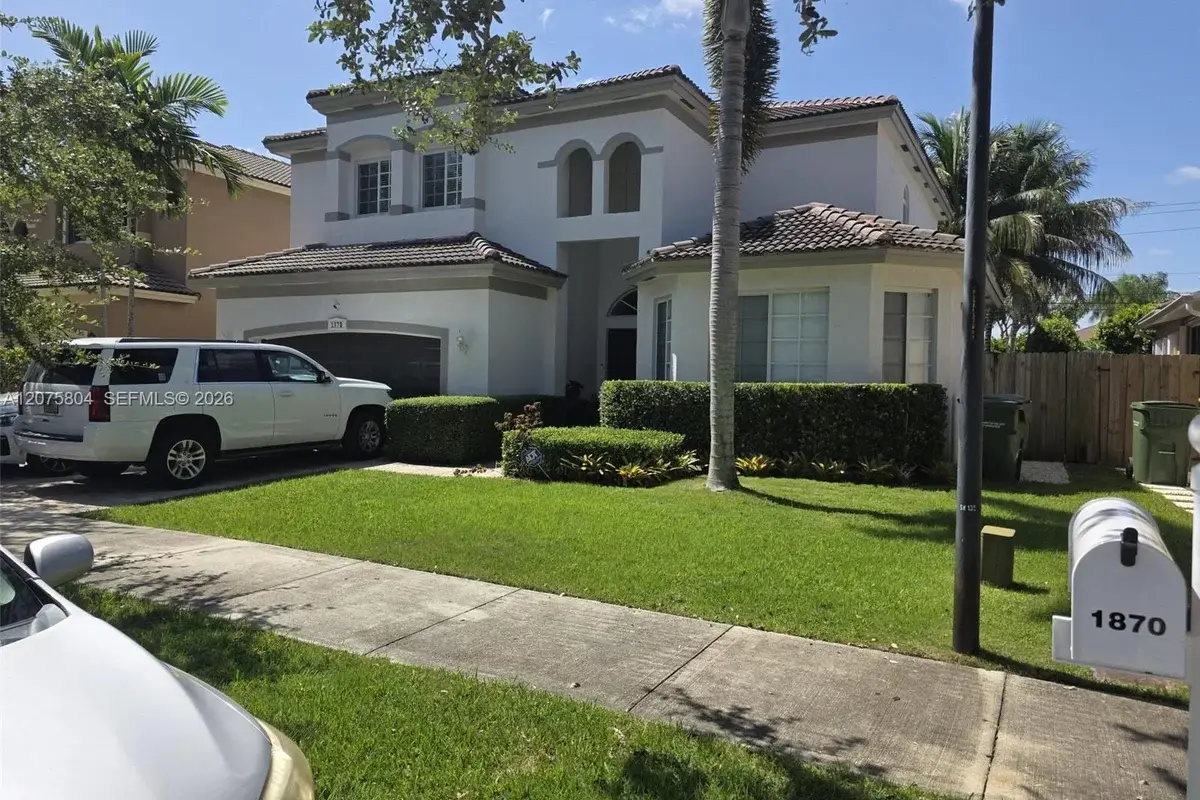 House in Homestead: photo 1 of 23