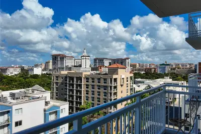 2665 SW 37th Ave #1112, Miami: photo 1 of 40