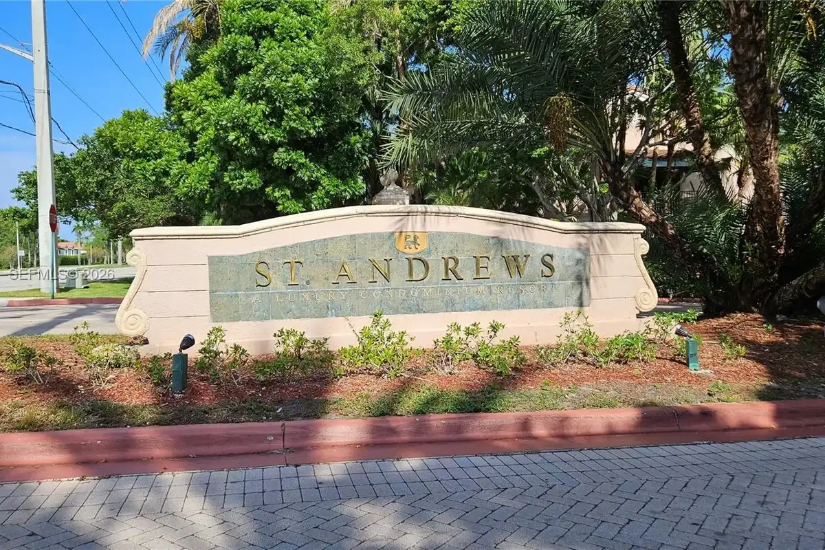 12112 Saint Andrews Pl #309, Miramar: photo 1 of 44