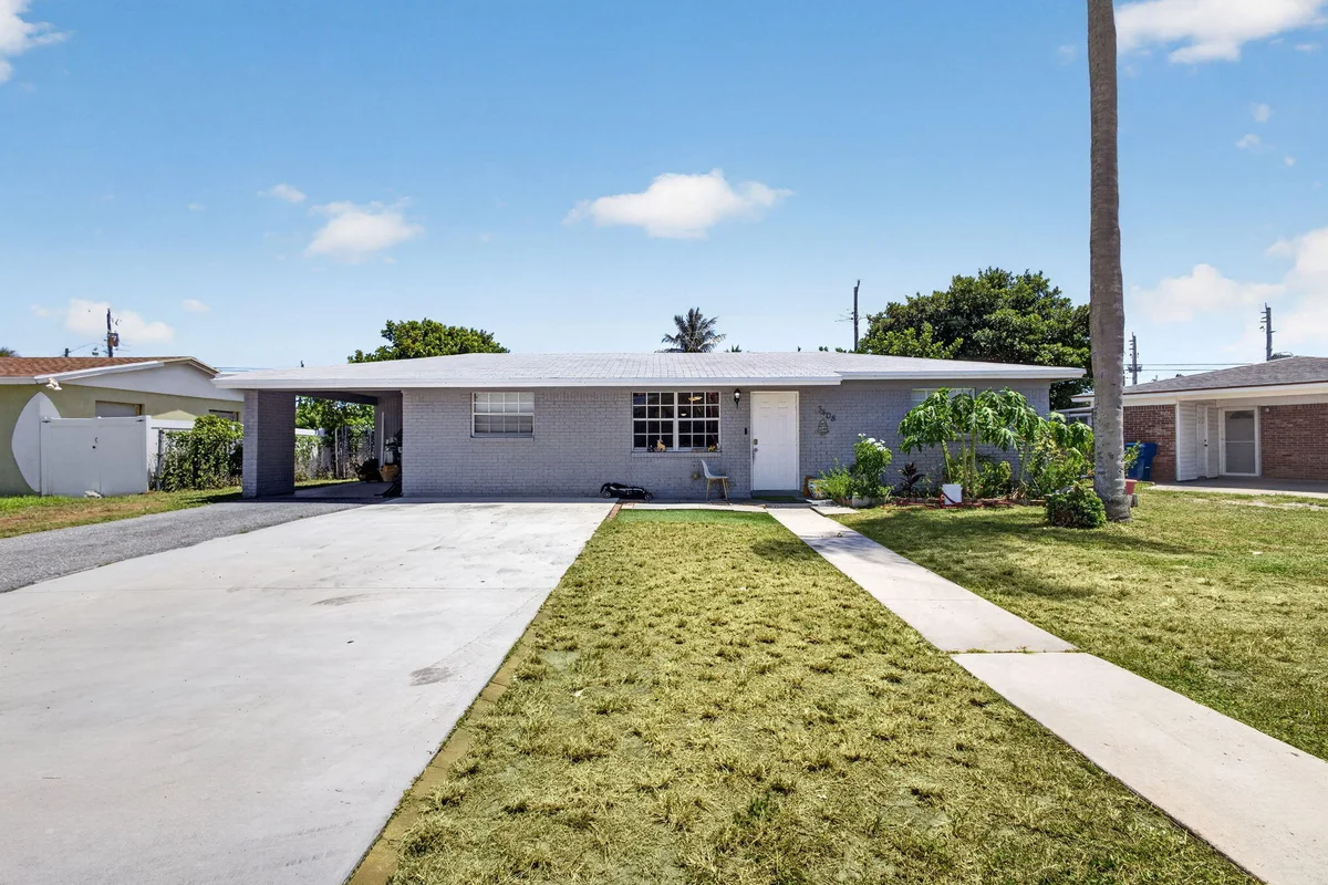 3408 Avenue H W, West Palm Beach: photo 1 of 26