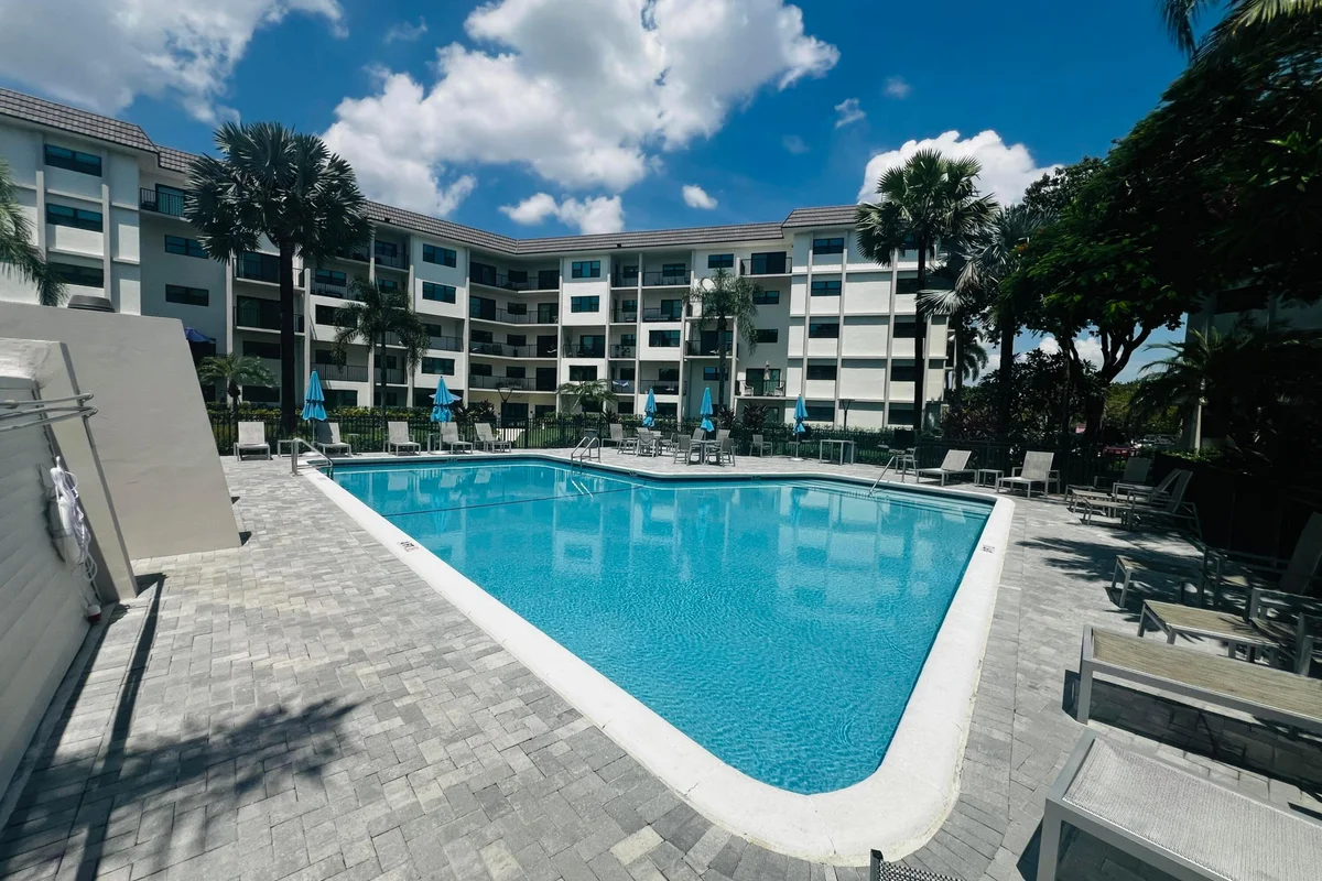 1000 River Reach Dr #320, Fort Lauderdale: photo 1 of 50