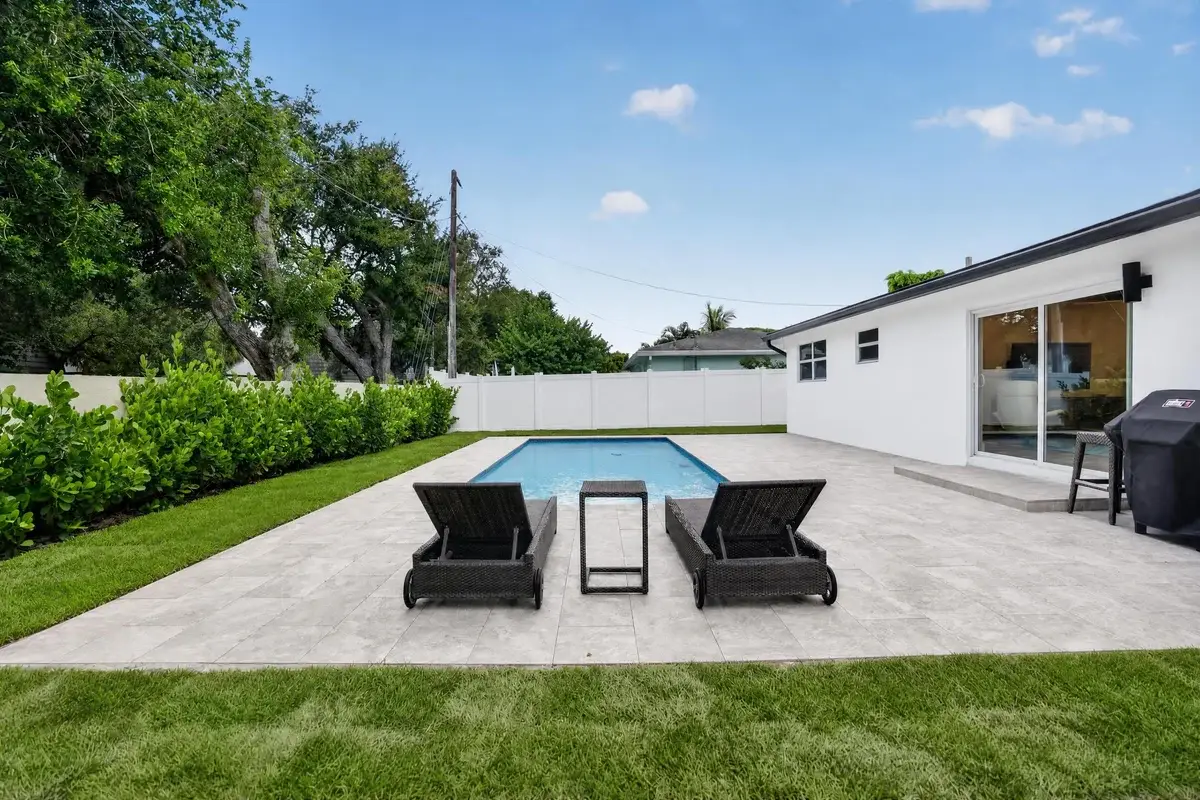 2521 Jaeger Dr, Delray Beach: photo 1 of 49