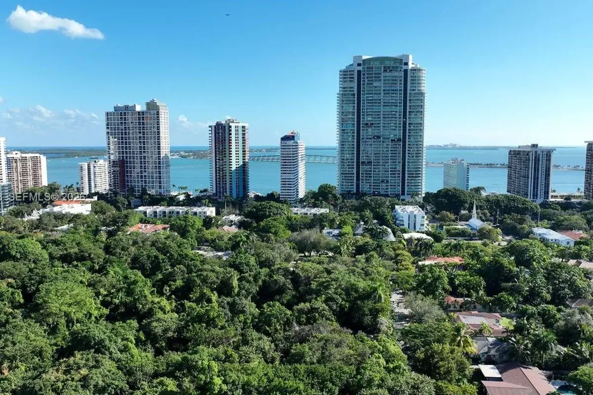 1600 SW 1st Ave #1103, Miami: photo 1 of 55