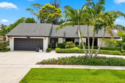 13972 Ishnala Cir, Wellington: photo 1 of 76