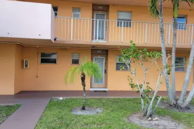 3001 NW 46th Ave #104, Lauderdale Lakes: photo 1 of 24