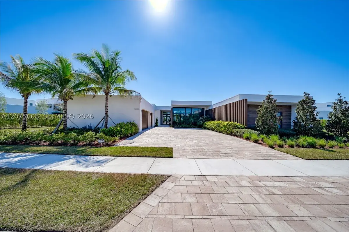 16600 Sunset Way, Weston: photo 1 of 54