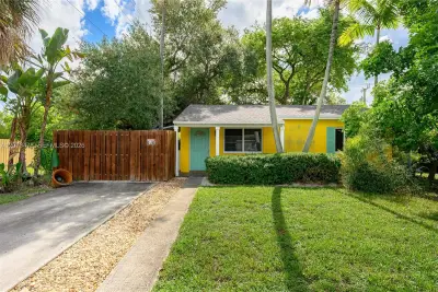 1444 NW 2nd Ave, Fort Lauderdale: photo 1 of 36