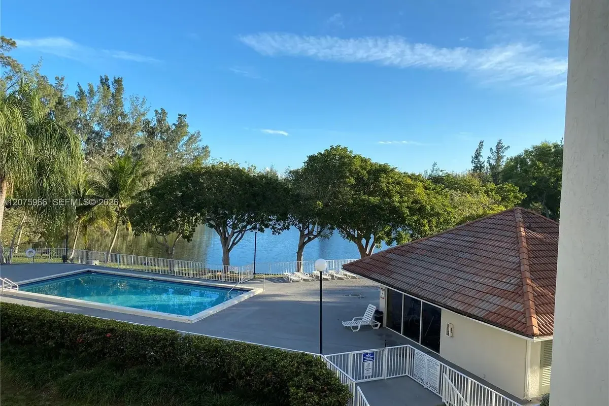 8200 SW 210th St #217, Cutler Bay: photo 1 of 7