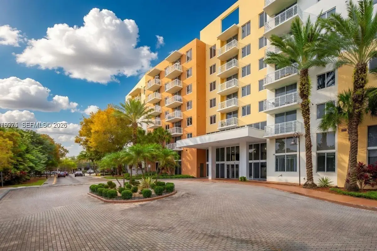2775 NE 187th St #609, Aventura: photo 1 of 19