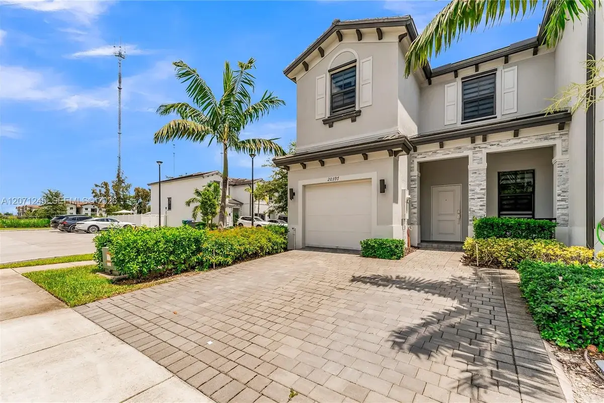 20397 NW 6th Pl, Miami Gardens: photo 1 of 45