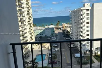 1400 S Ocean Dr #1008, Hollywood: photo 1 of 10
