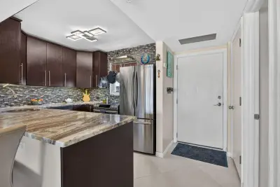 801 S Federal Hwy #1103, Pompano Beach: photo 1 of 48