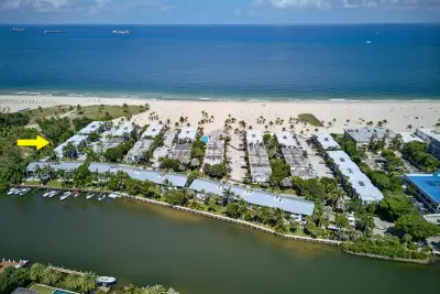 1556 S Ocean Ln #204, Fort Lauderdale: photo 1 of 32