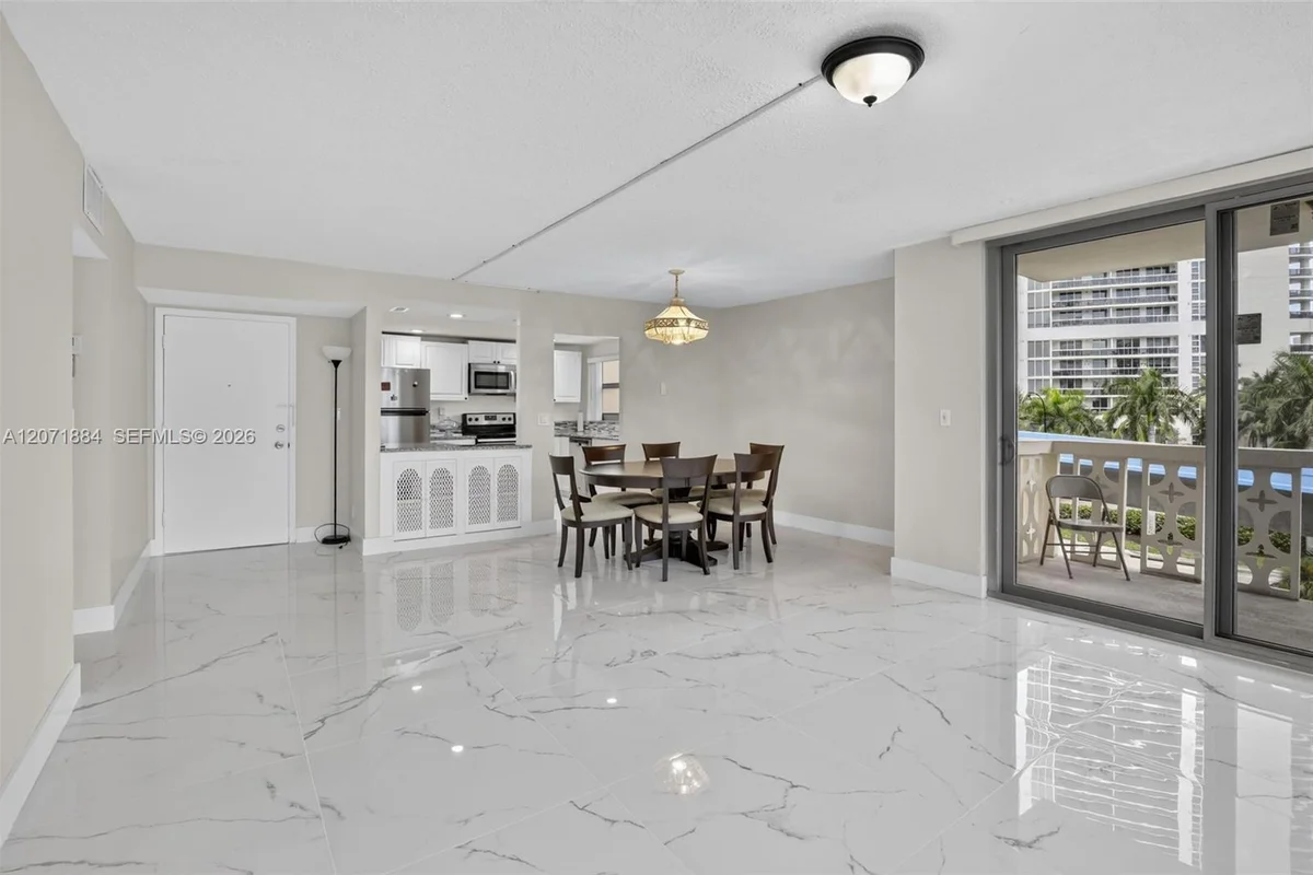 Condo in Hallandale Beach: photo 1 of 38