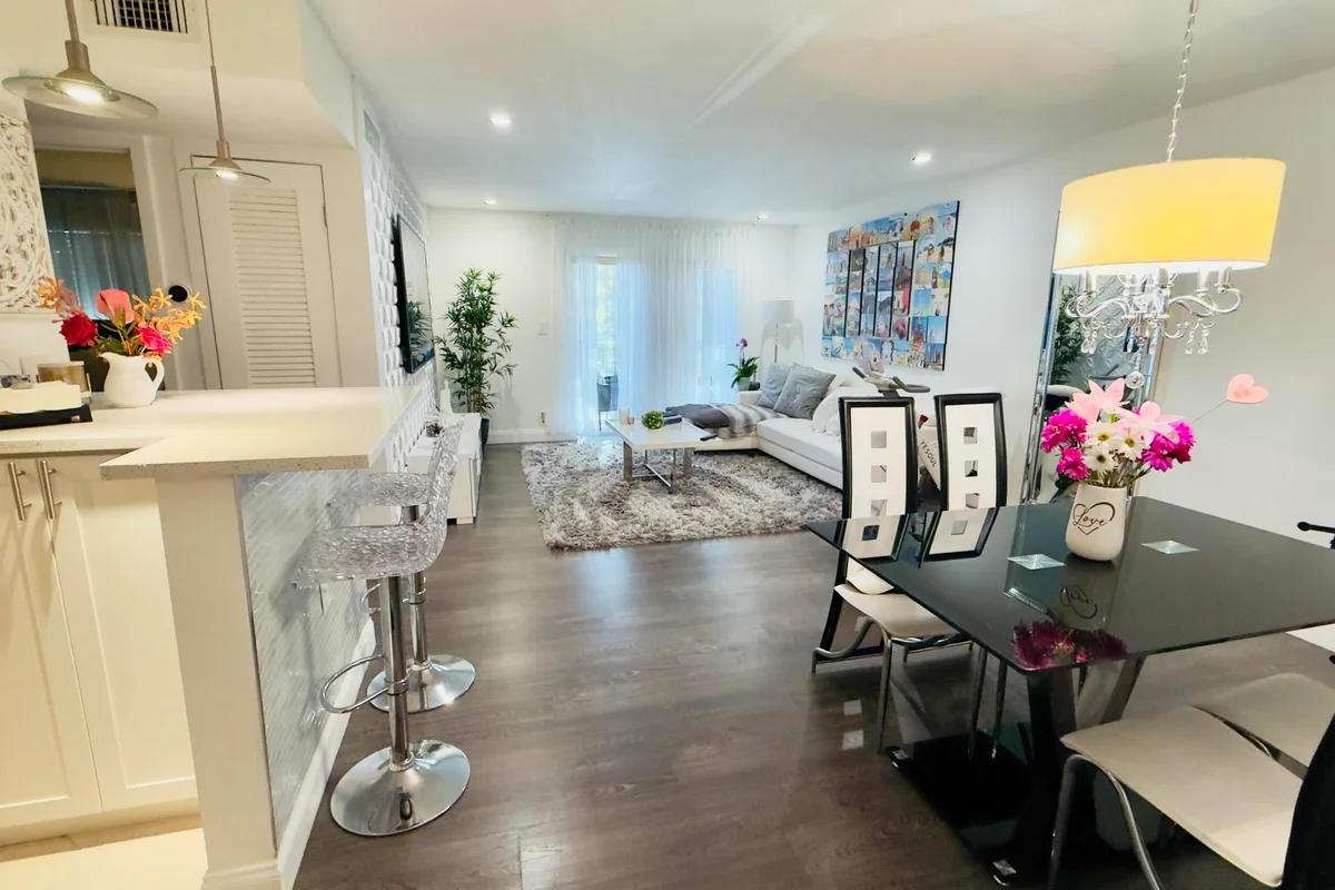 702 SE 2nd Ave SE #405, Deerfield Beach: photo 1 of 19