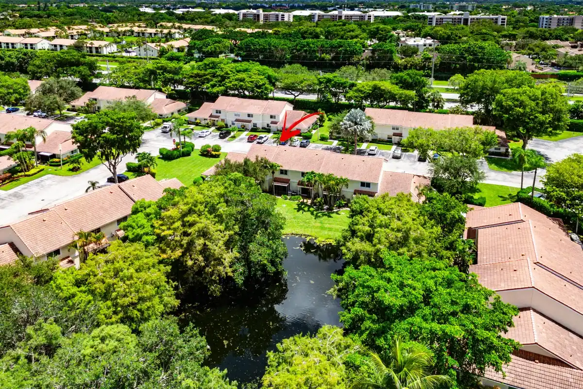 6351 Walk Cir, Boca Raton: photo 1 of 37