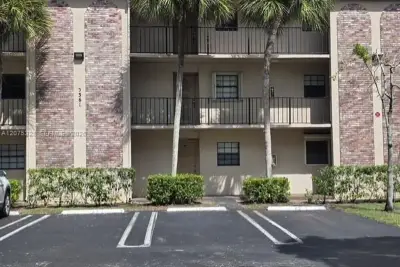 3361 NW 85th Ave #305, Coral Springs: photo 1 of 32