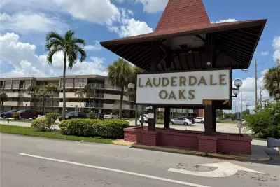 2951 NW 46th Ave #109, Lauderdale Lakes: photo 1 of 33
