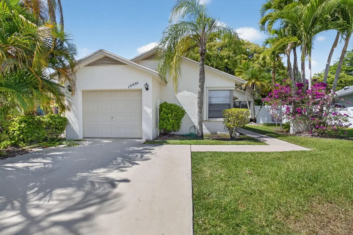 19881 Villa Medici Pl, Boca Raton: photo 1 of 37
