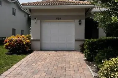 1194 Paisley Ct, Lake Worth: photo 1 of 30