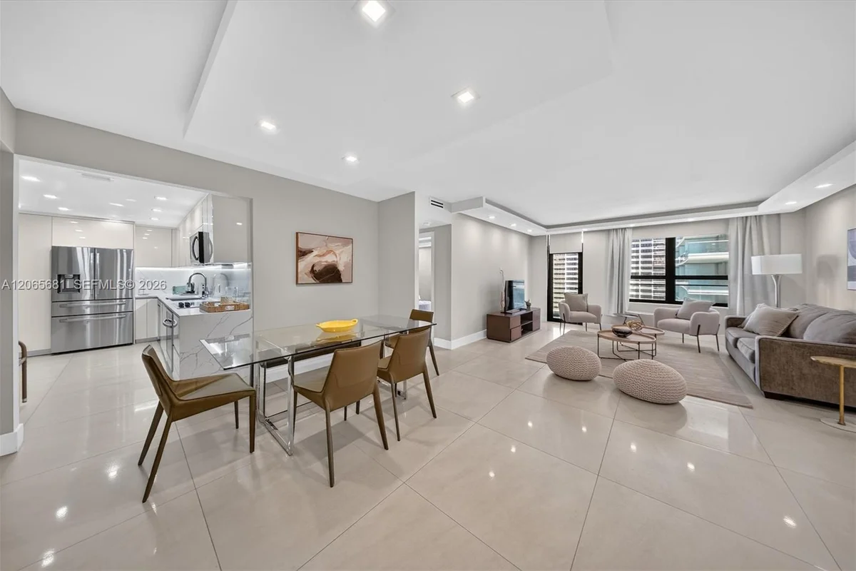 10185 Collins Ave #1223, Bal Harbour: photo 1 of 33